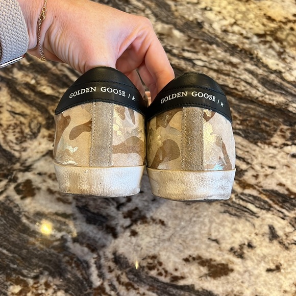 Super-Star Golden Goose Sneakers - Picture 10 of 11